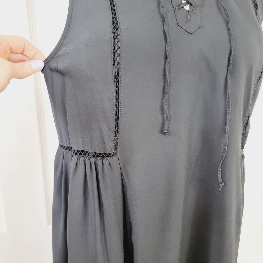Old Navy Lace Up Swing Dress - Picture 4 of 6